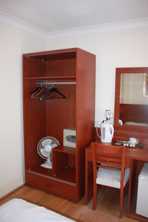 Corner House Hotel Лондон Номер фото