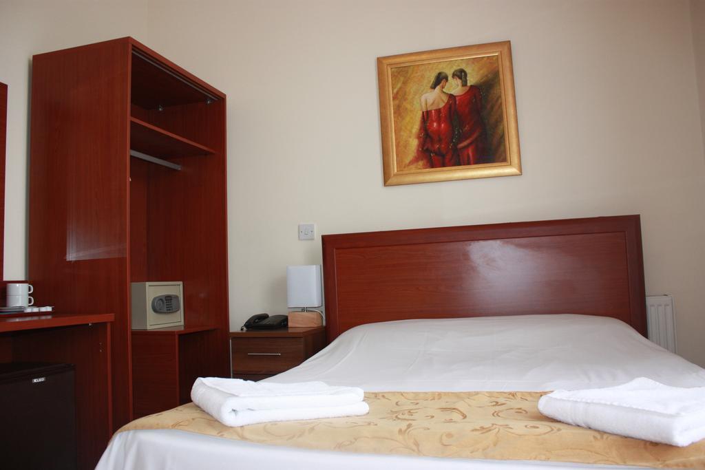 Corner House Hotel Лондон Номер фото