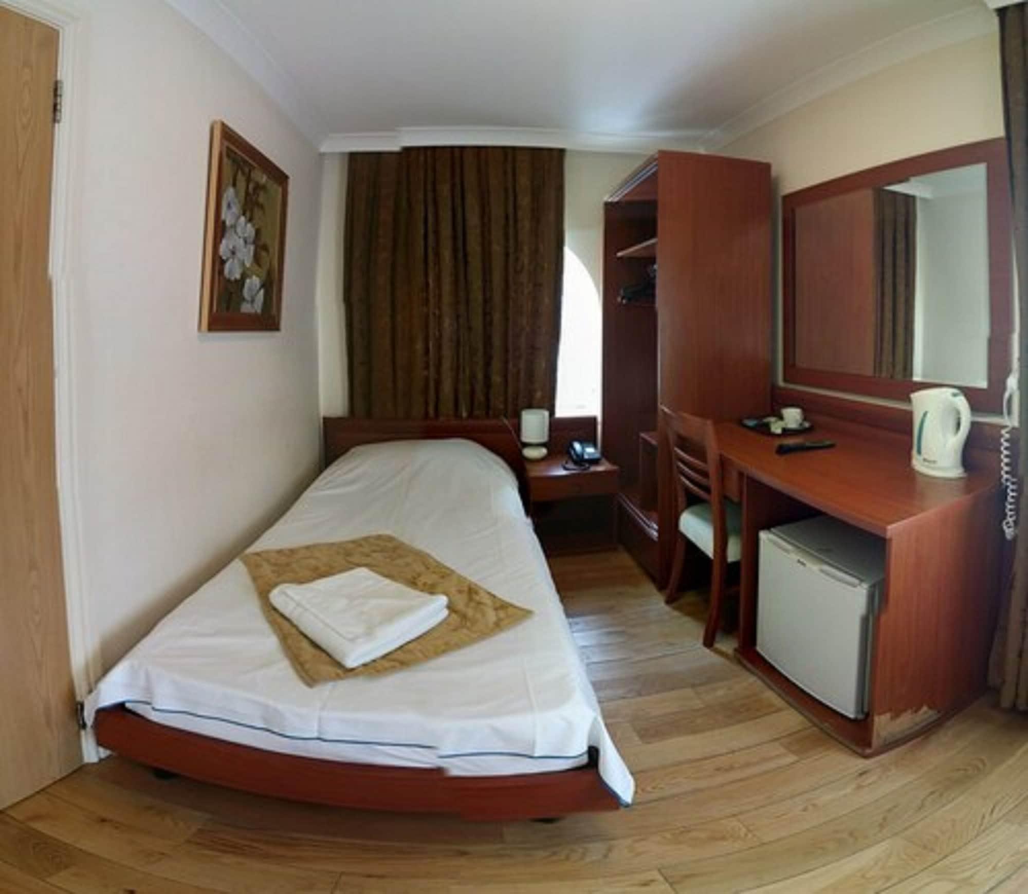 Corner House Hotel Лондон Екстер'єр фото